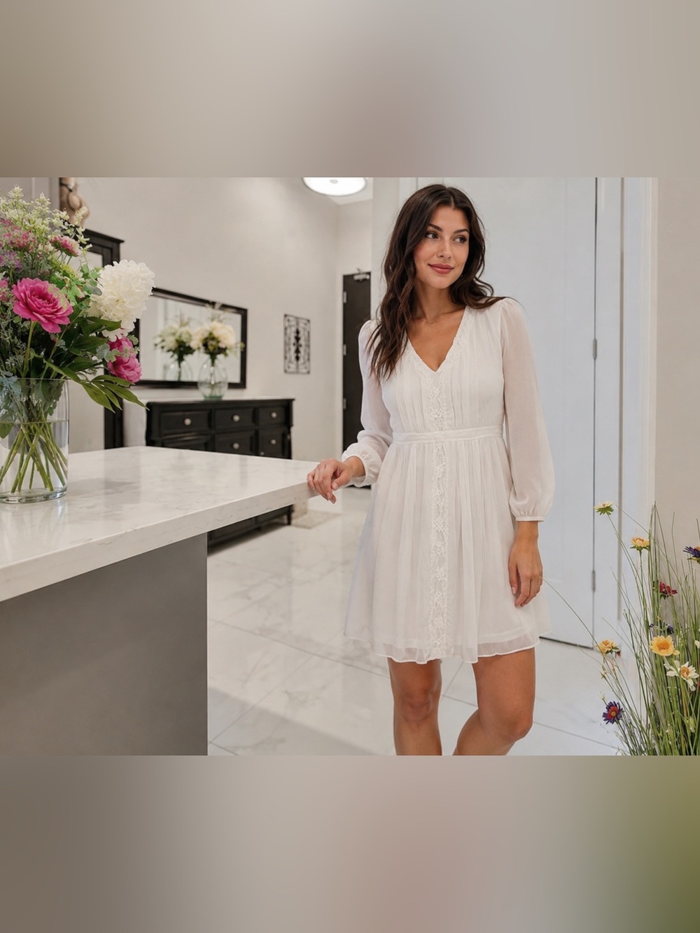 Jessica Simpson Lined Cream V-Neck Long Sleeve Dress